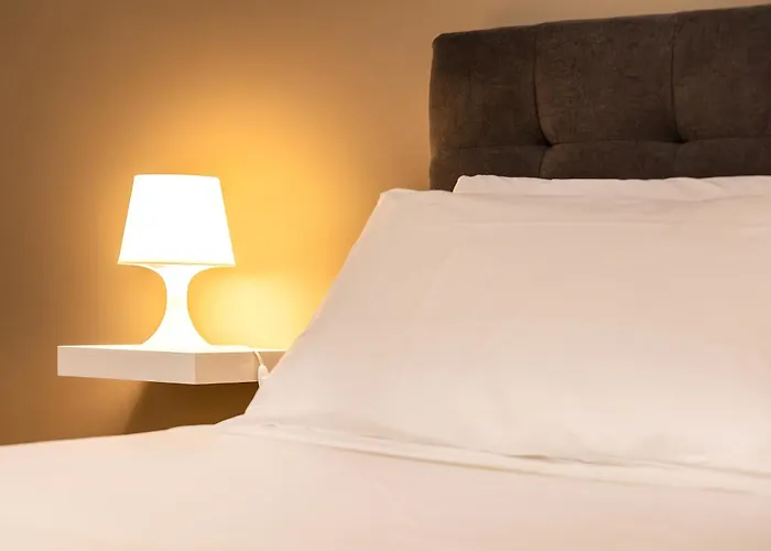 Titina 4*